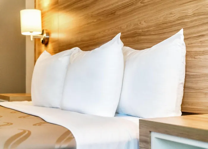 Baymont By Wyndham I-10 Inn Chandler