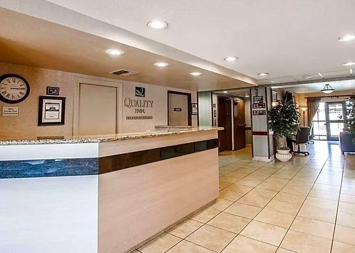 Inn Baymont By Wyndham I-10