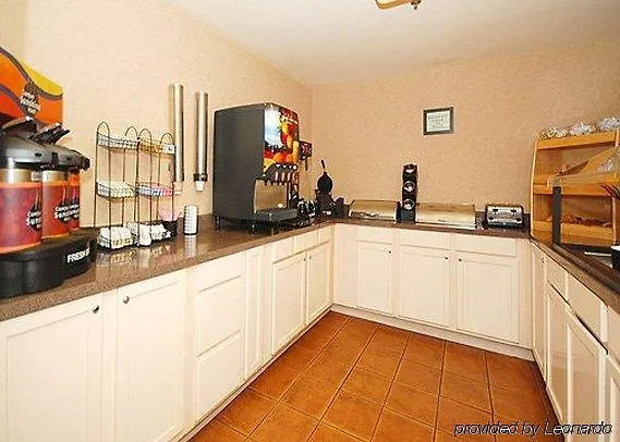 Baymont By Wyndham I-10 Inn 3*