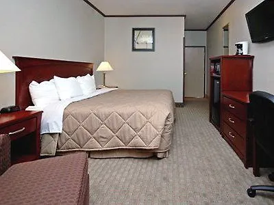 Baymont By Wyndham I-10 Inn