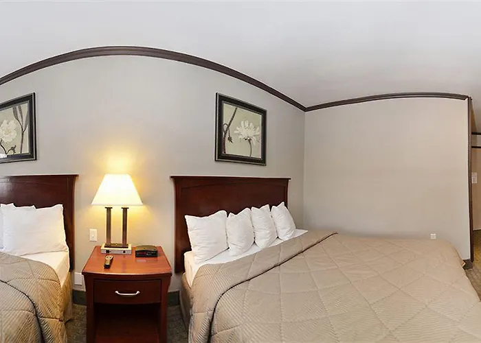 Baymont By Wyndham I-10 Inn